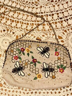Mary Frances Beige Beaded Vintage "Bee Happy" Embroidery Chain-Handle Clutch